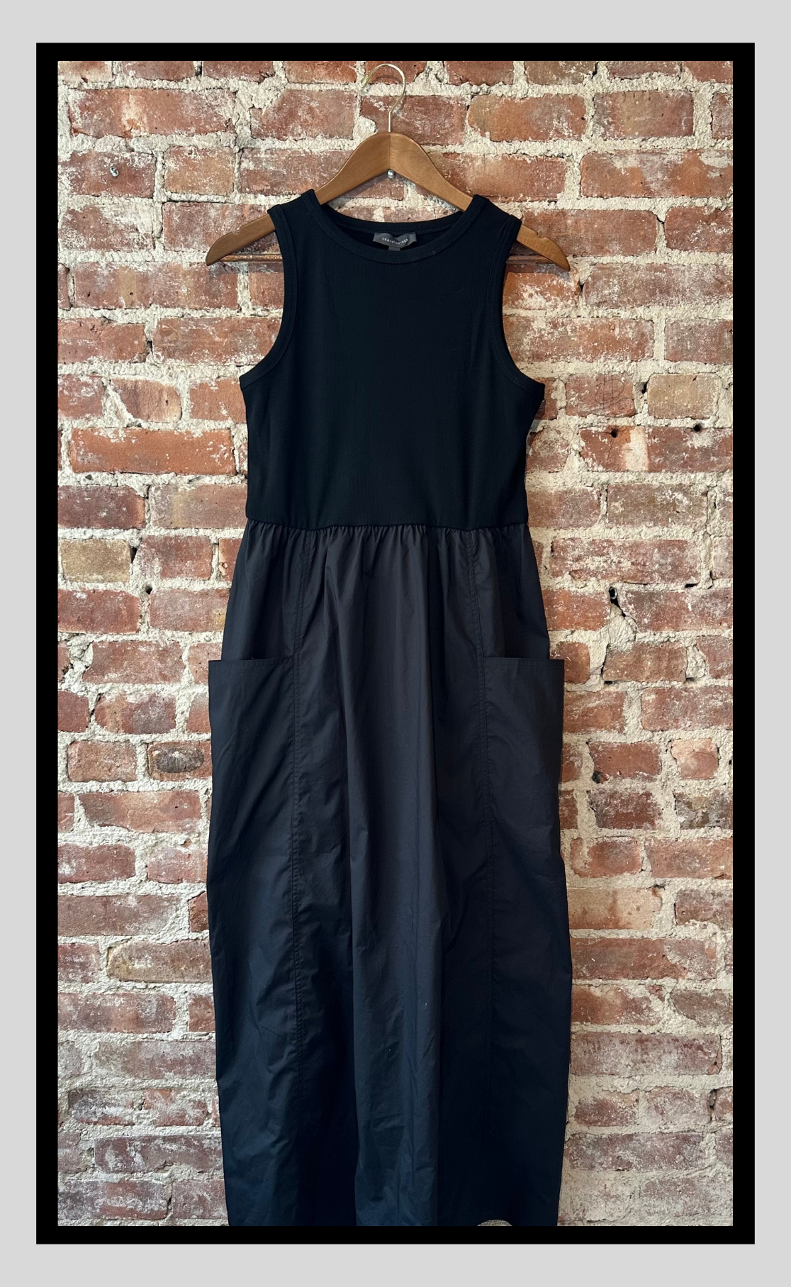 Black Sleeveless Dress with Deep Pockets