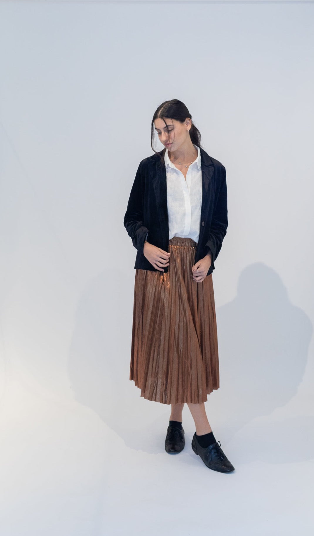 shiny dark brown pleated midi skirt 