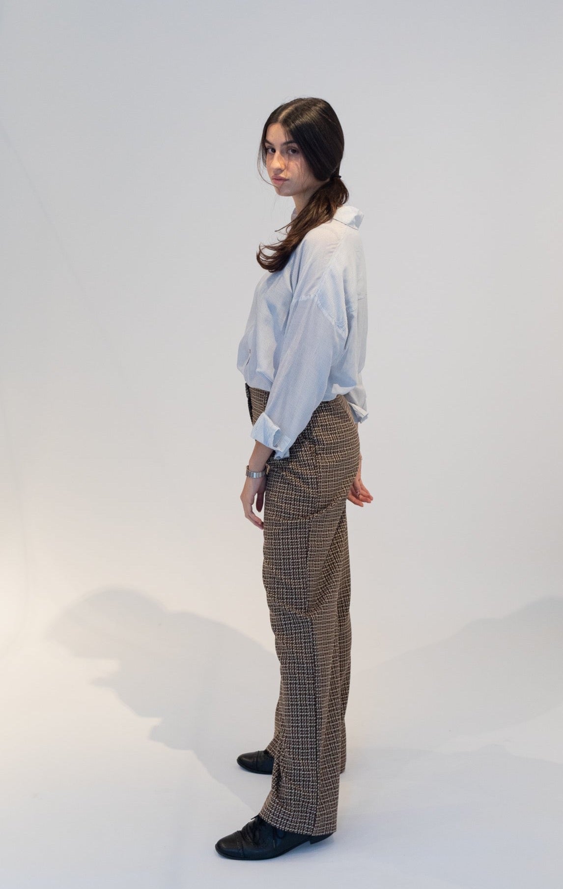 Brown wide leg pants with small square patterns 